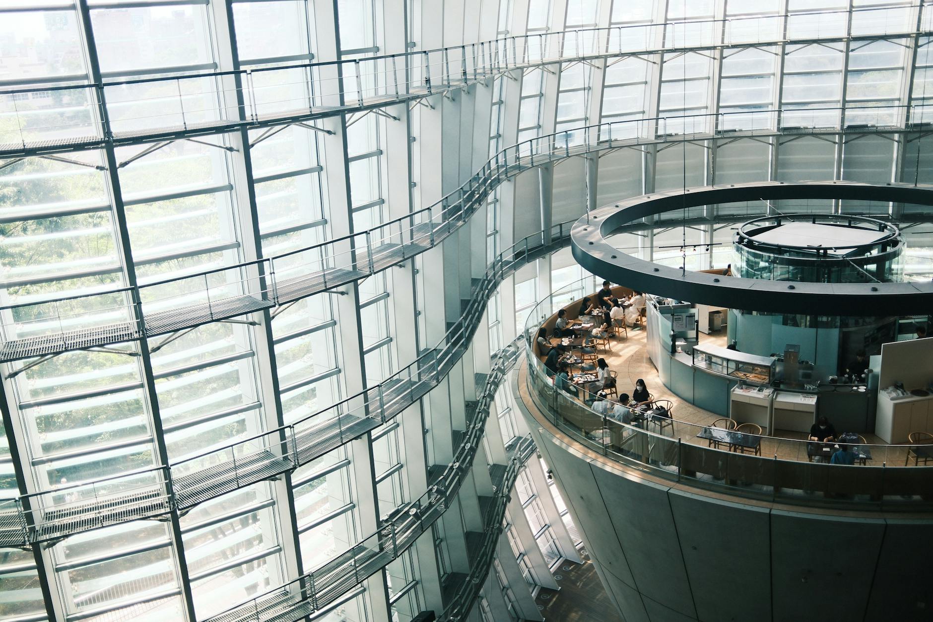 Photo by zhen ciang huang | via Pexels | License: Pexels License | https://www.pexels.com/photo/contemporary-architecture-in-tokyo-art-gallery-31416984/