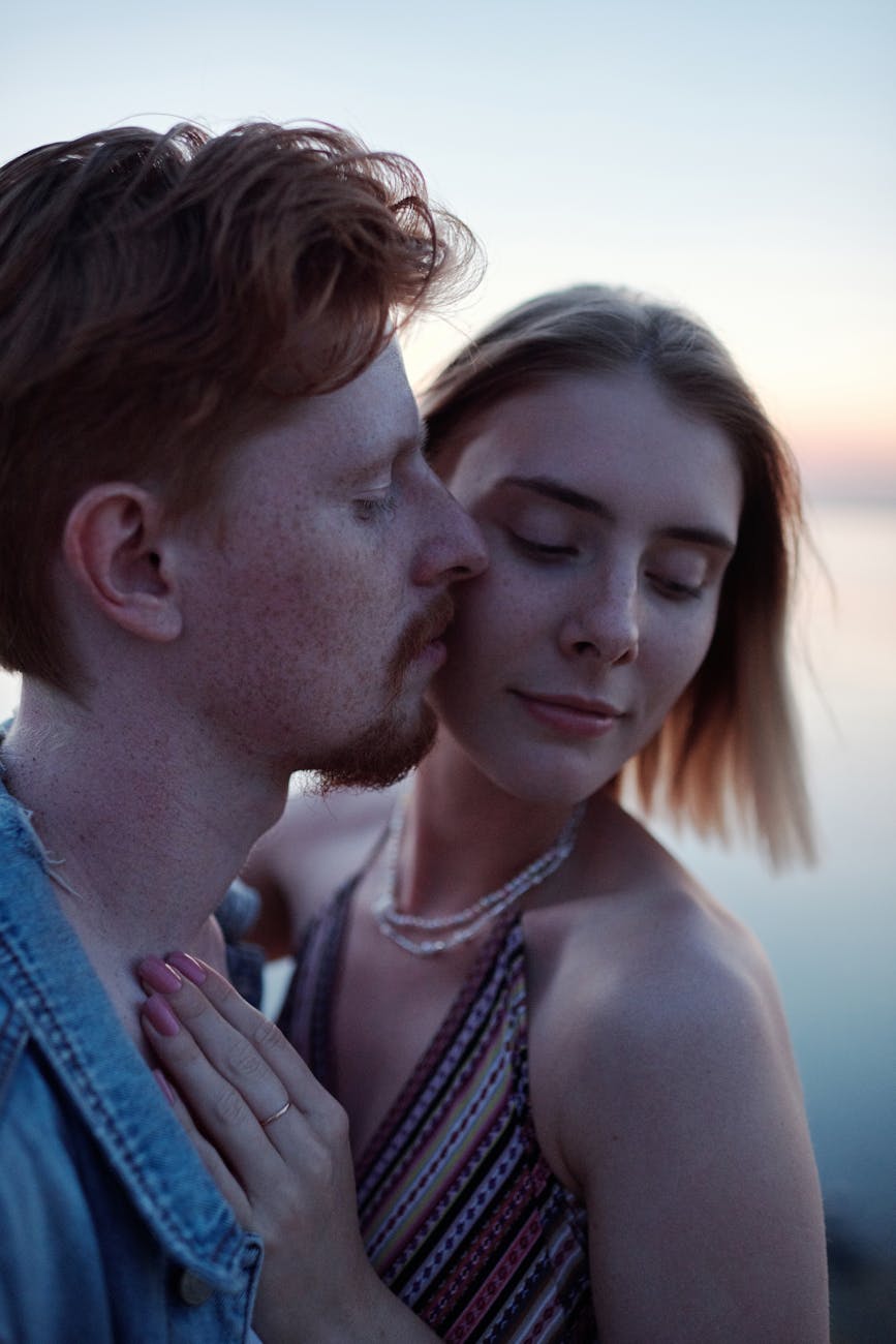 Photo by Jep Gambardella | via Pexels | License: Pexels License | https://www.pexels.com/photo/sweet-moments-of-a-romantic-couple-5087597/