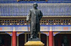 Photo by yao yao | via Pexels | License: Pexels License | https://www.pexels.com/photo/sun-yat-sen-memorial-hall-statue-in-guangzhou-32930522/